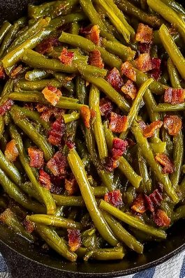 Classic Copycat Texas Roadhouse Green Beans - Ava Chef Life